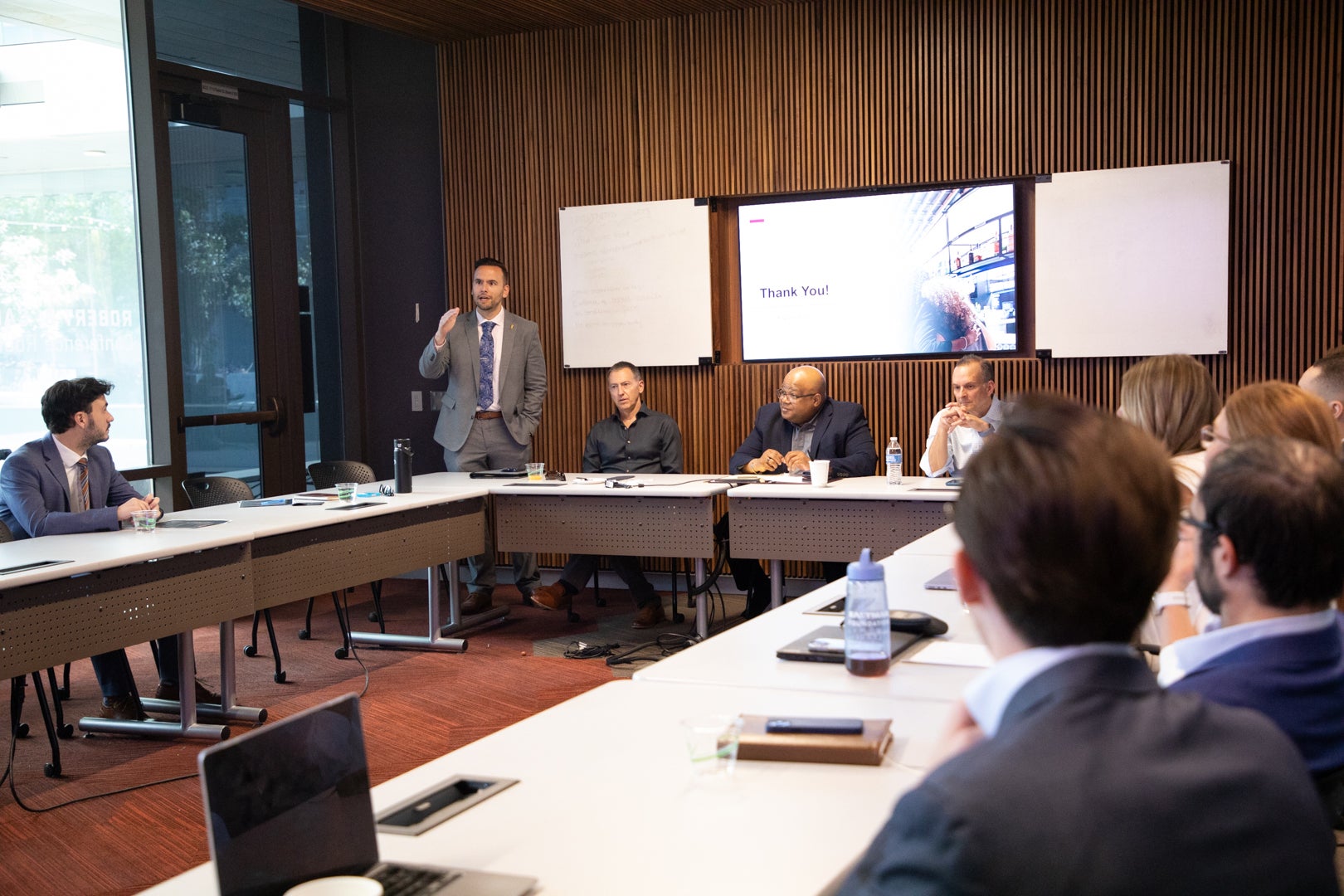 Aaron Hernandez, Director of the Sports Law and Business program speaking to students and other professionals during a class.