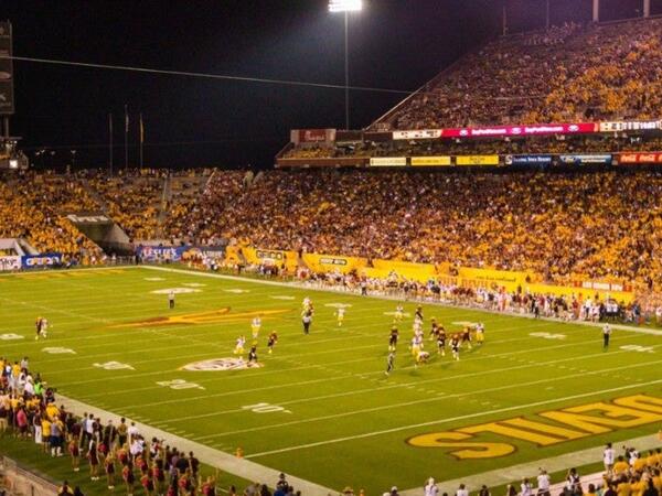 Sun Devil Stadium - Sun Devils playing football